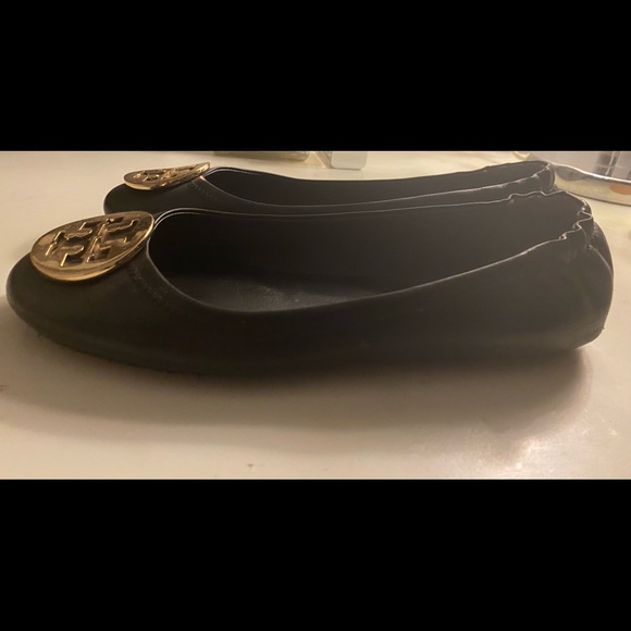 Tory Burch black ballet flats - Picture 3 of 6